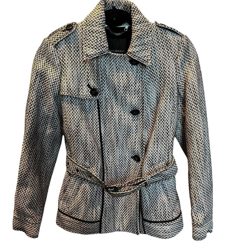 Banana Republic Women's Short Jacket Black and White Flecks Petite XS Stylish